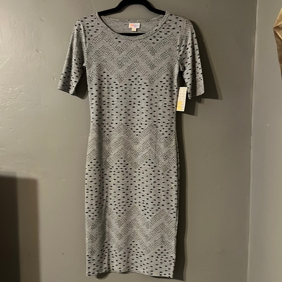NWT Lularoe Julia dress in black and gray multi. Size XXS. - Picture 1 of 6